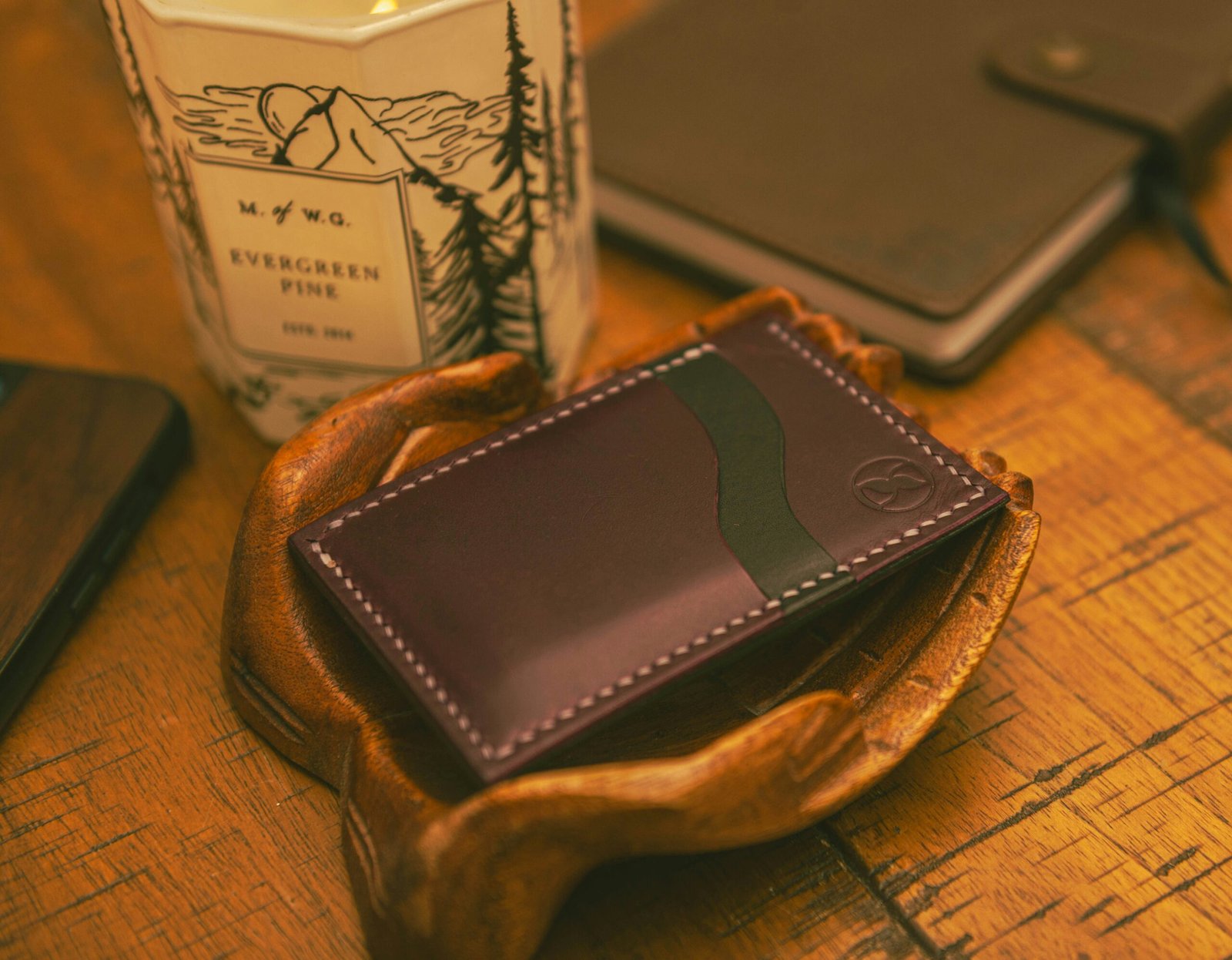 Elegant Patterned Wallets for a Touch of Sophistication