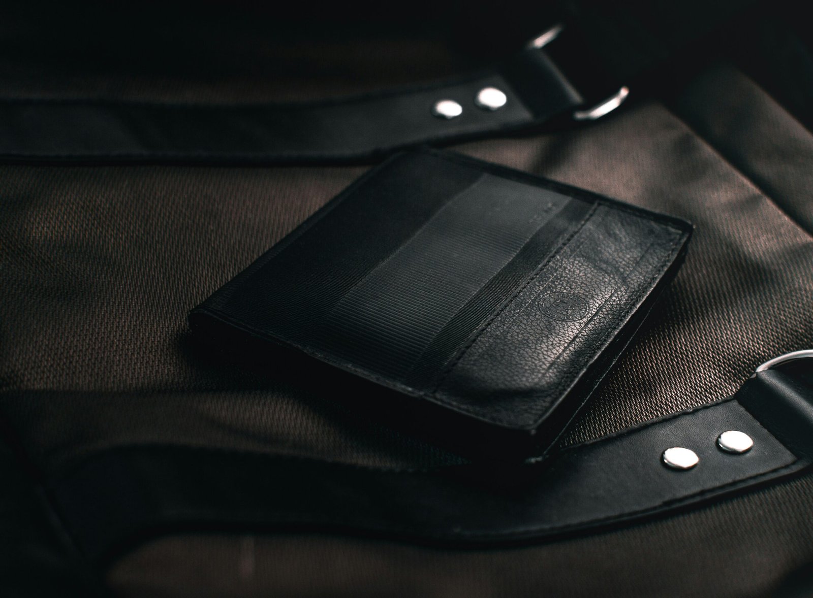 Achieving the Ultimate Blend: Style and Functionality in Wallets
